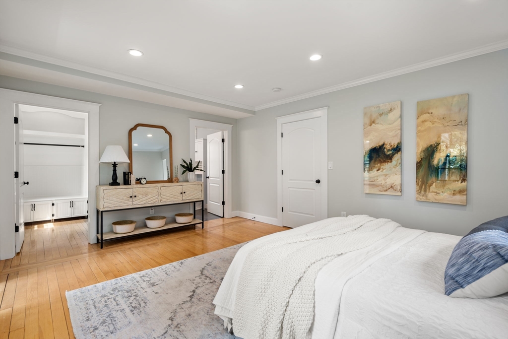 17 Lakeview