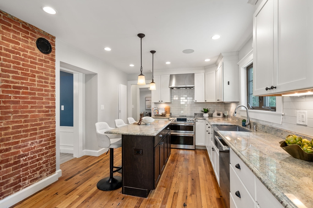 17 Lakeview