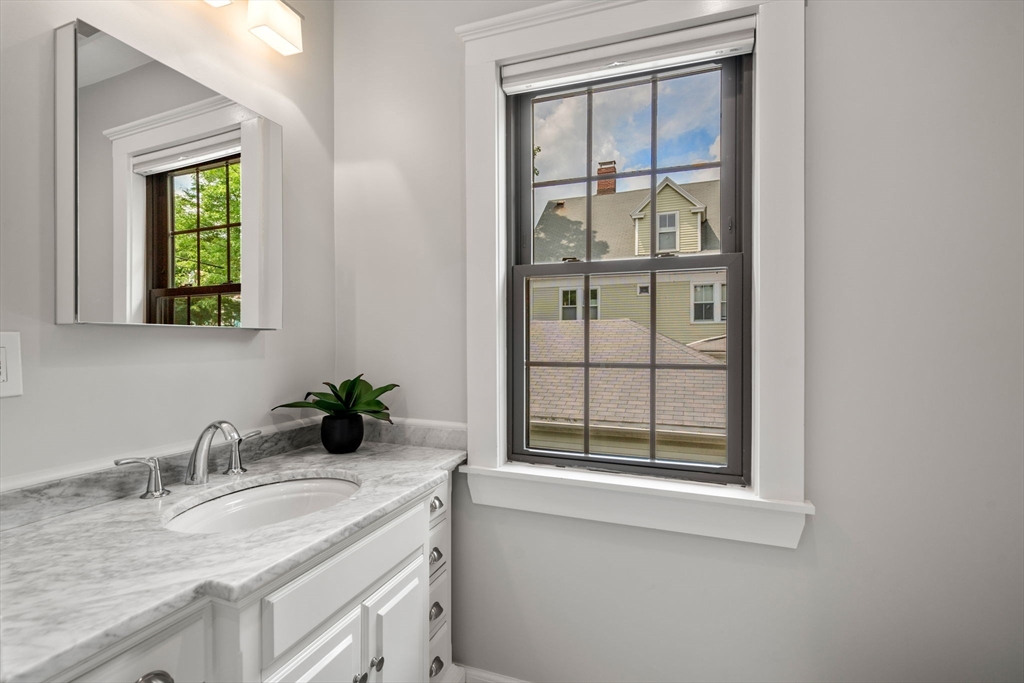 17 Lakeview