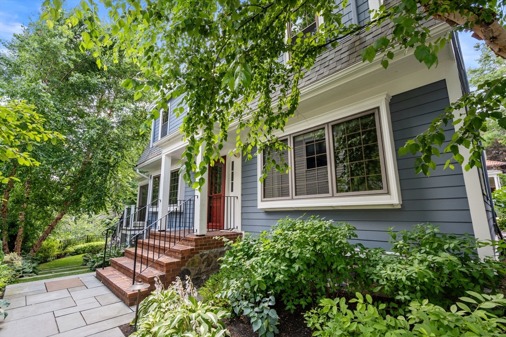17 Lakeview