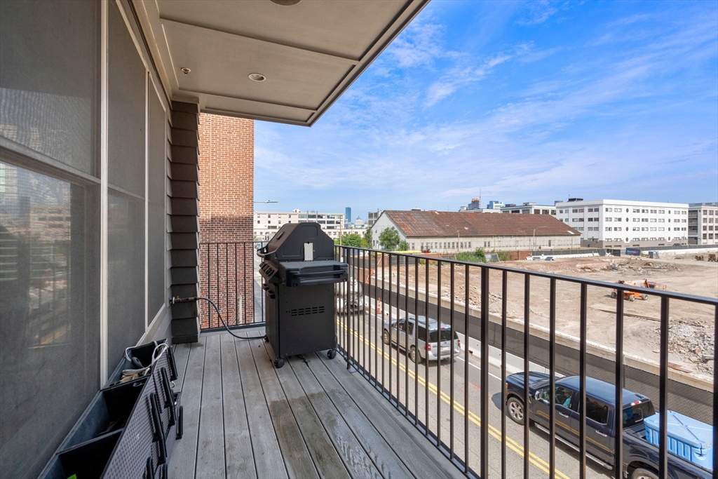 621 E 1st # B1