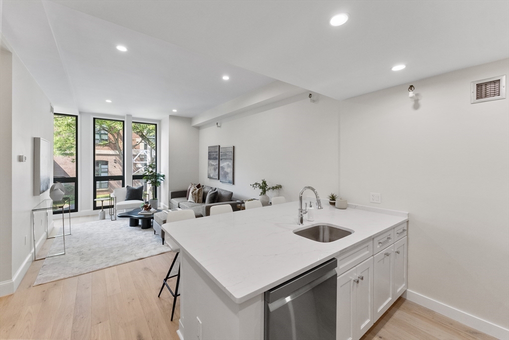 42 8th St # 5214