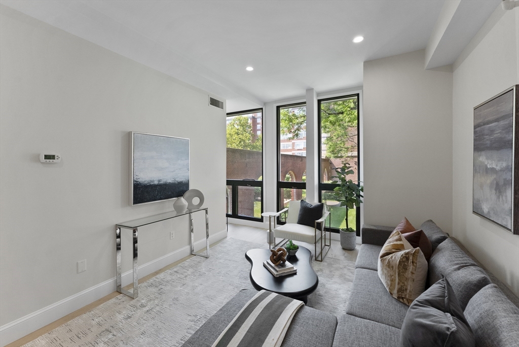 42 8th St # 5214