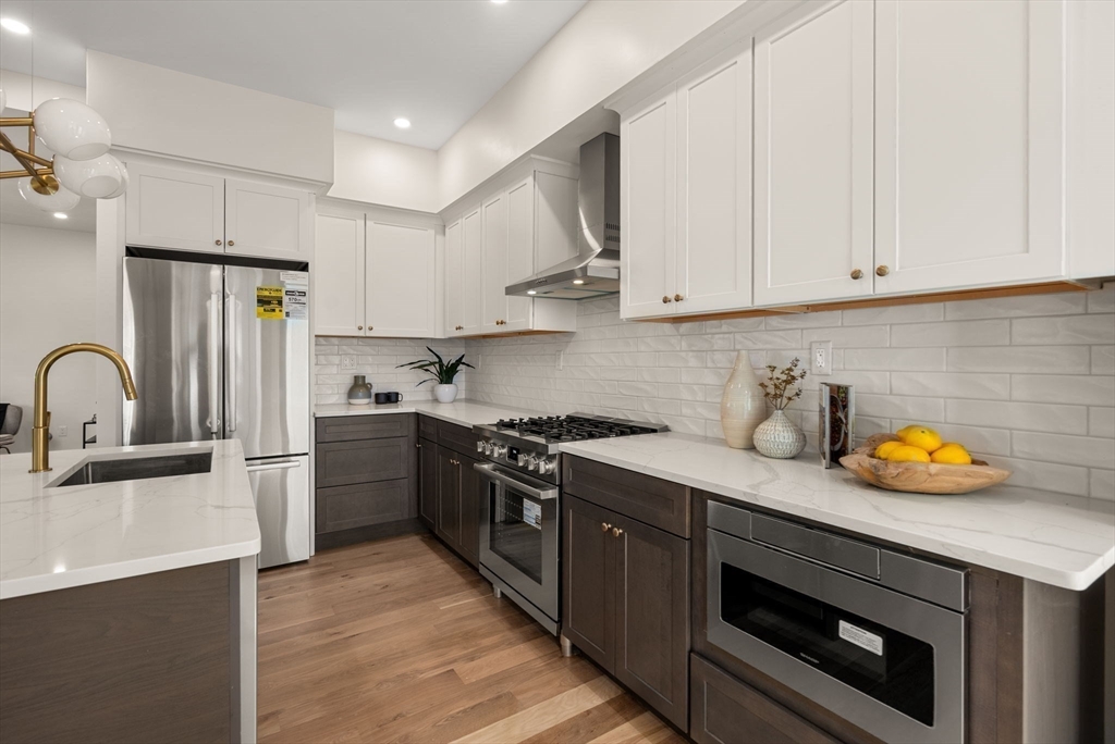 675-677 East 5th St # 2