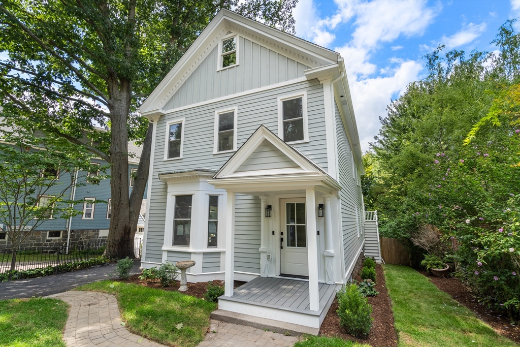 86 Sherwood St # 2