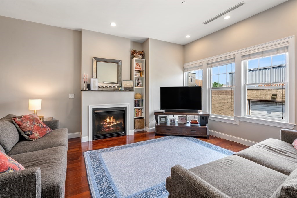 655 East 2nd # 4