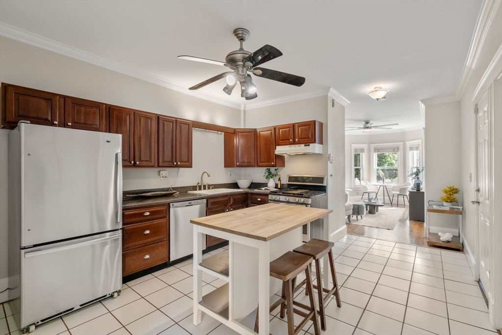 562 E 8th Street # 2