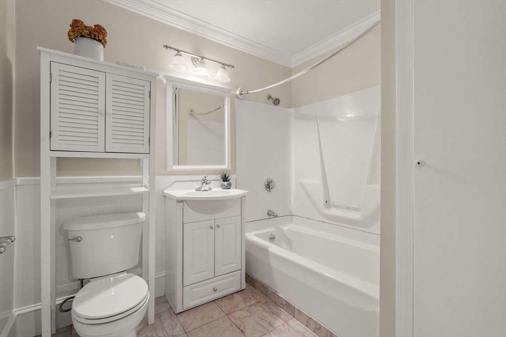 562 E 8th Street # 2