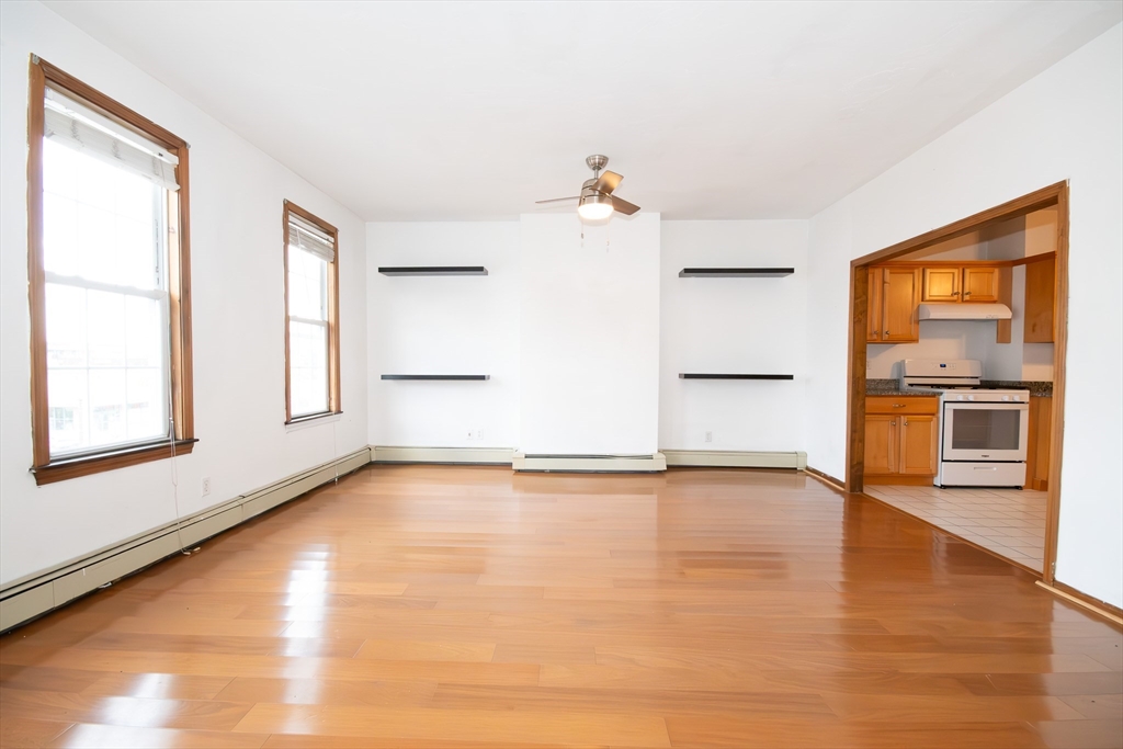 703 E Broadway # 2A