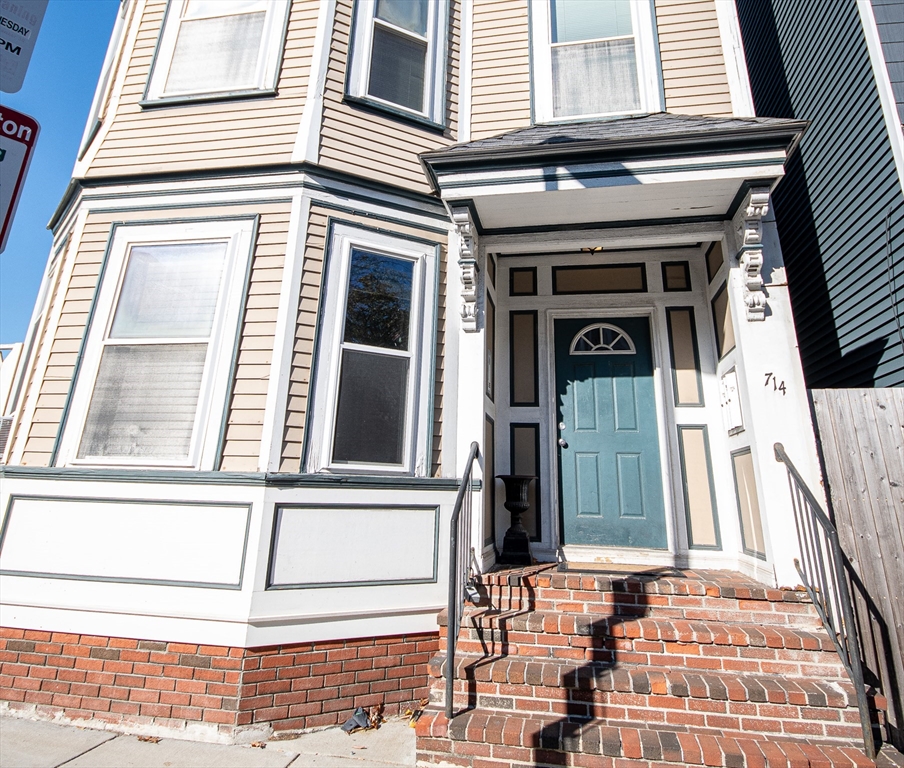 714 E 4th # 2