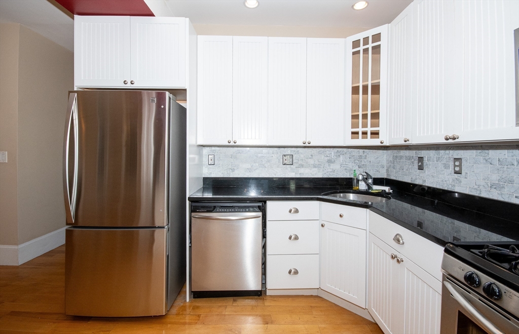 714 E 4th # 2