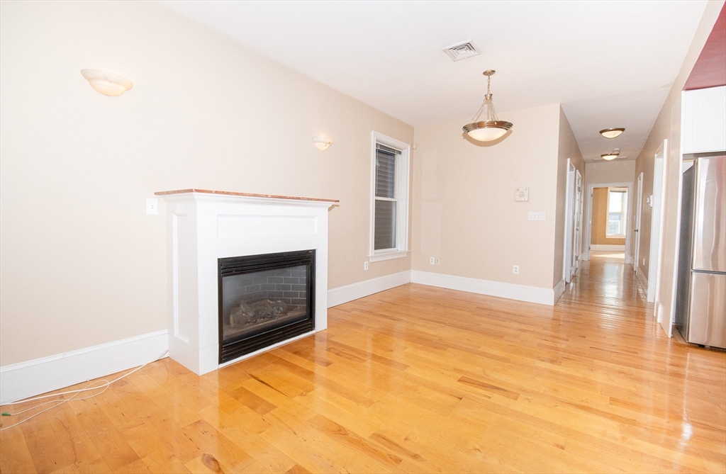 714 E 4th # 2