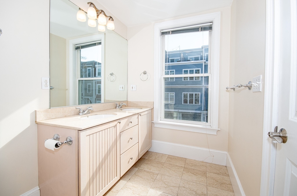714 E 4th # 2
