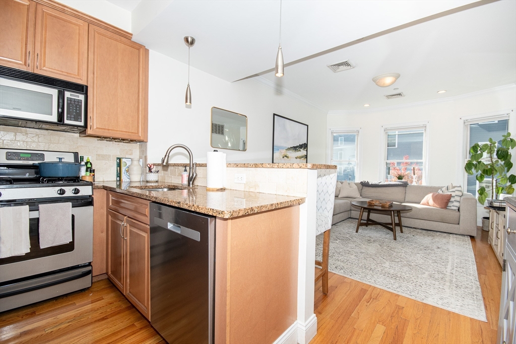 19 Knowlton St # 2