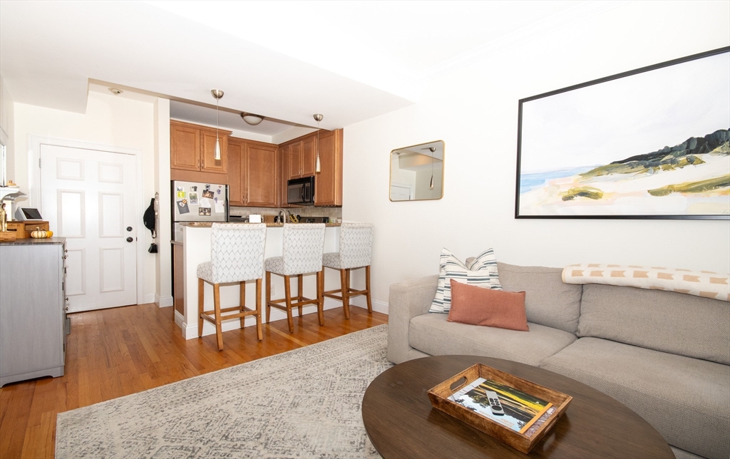 19 Knowlton St # 2