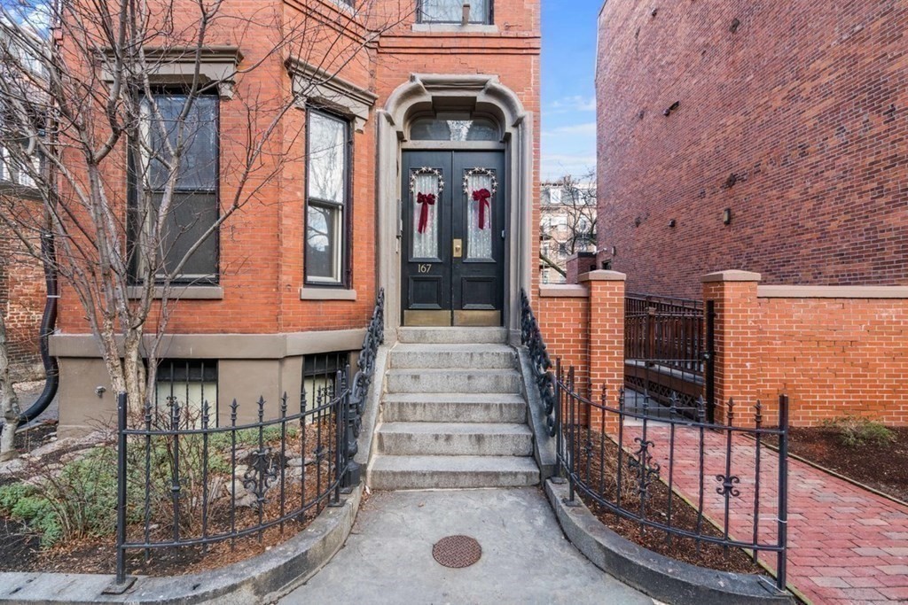 167 W Springfield # 2