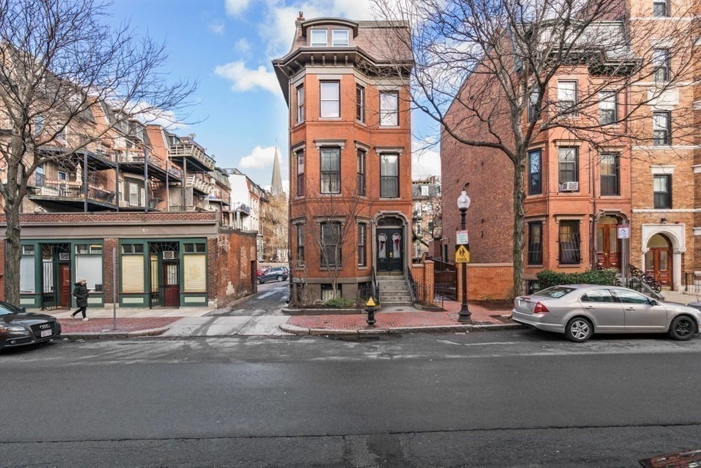 167 W Springfield # 2