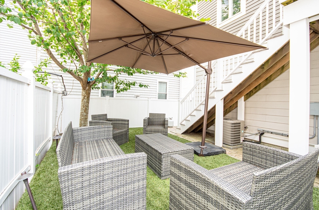 110 Bolton St Unit: SF
