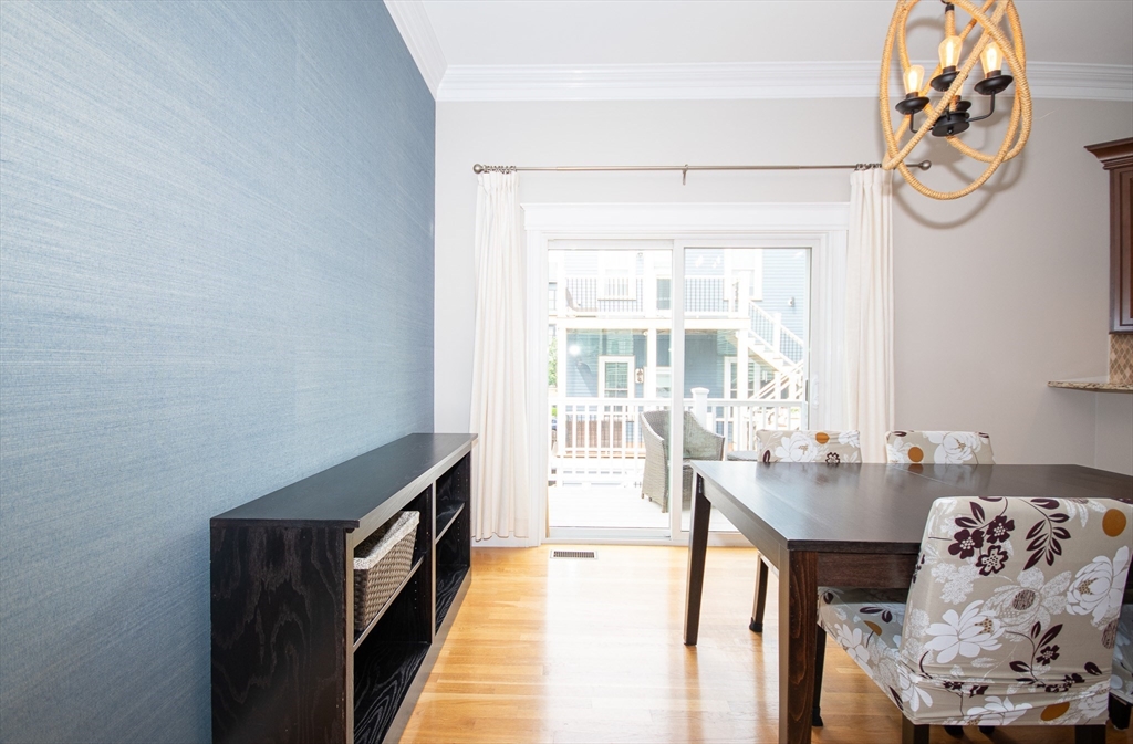 110 Bolton St Unit: SF