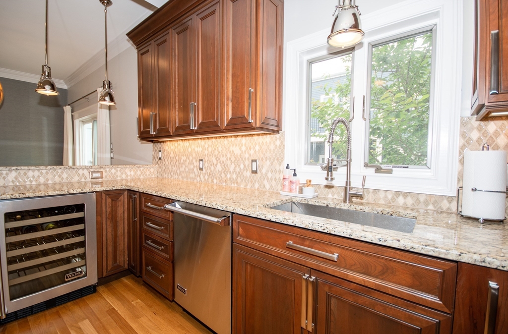 110 Bolton St Unit: SF