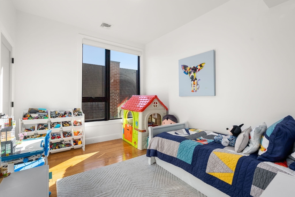 160 West 7th Street # 2