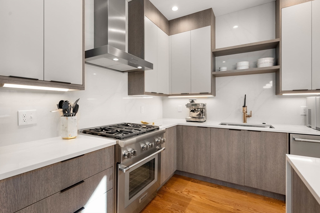 160 West 7th Street # 2