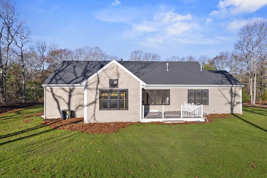 8 Laurel Lane