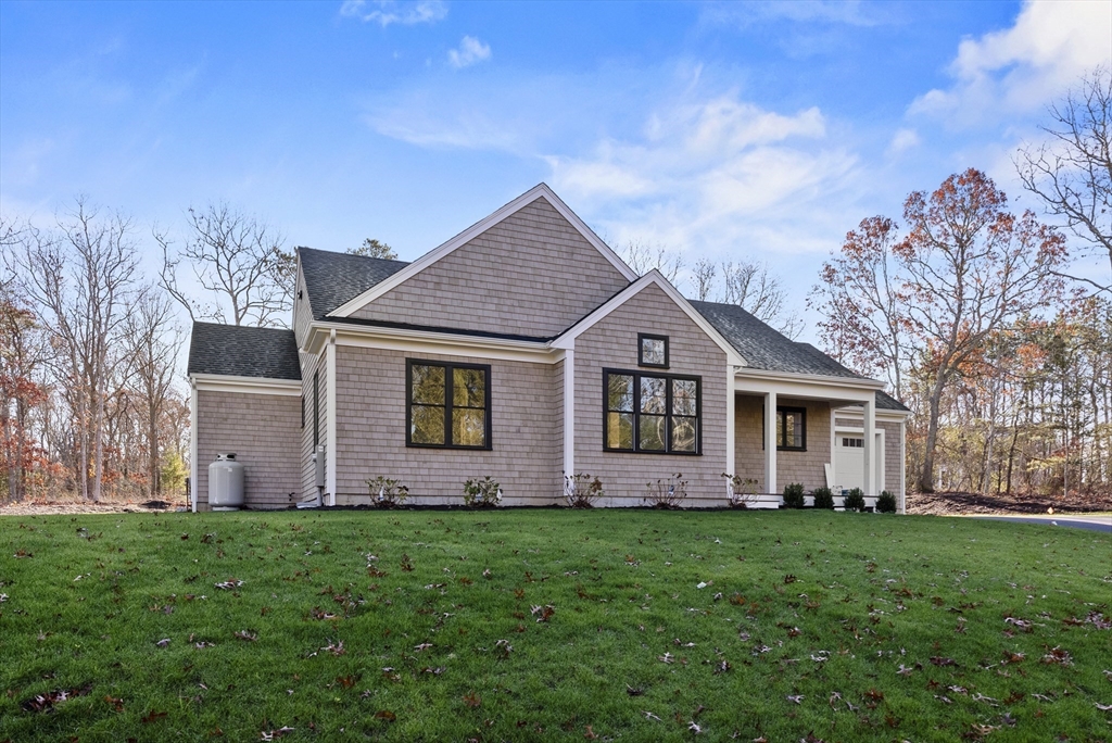 8 Laurel Lane