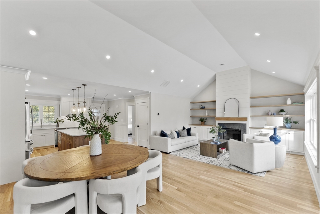 8 Laurel Lane