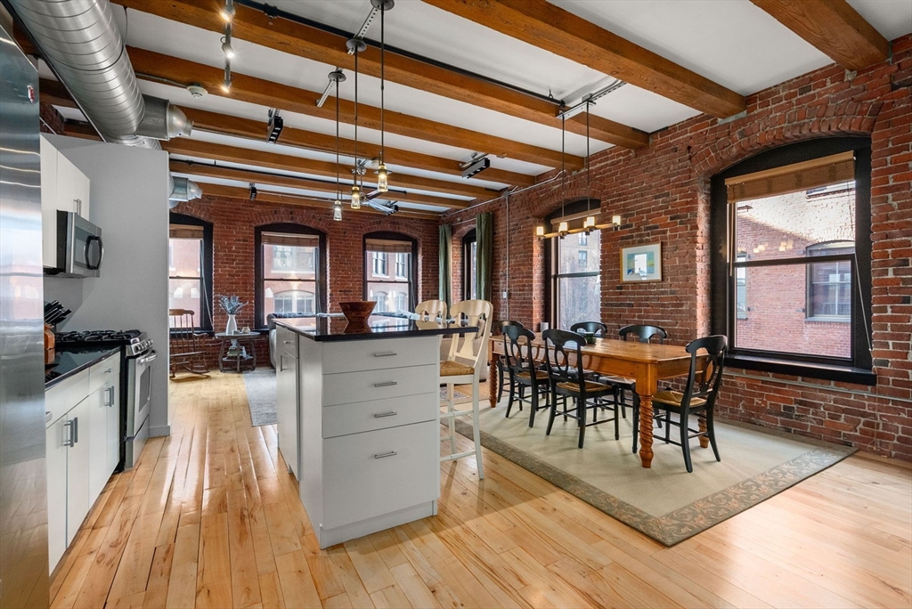 21 Wormwood St # 312