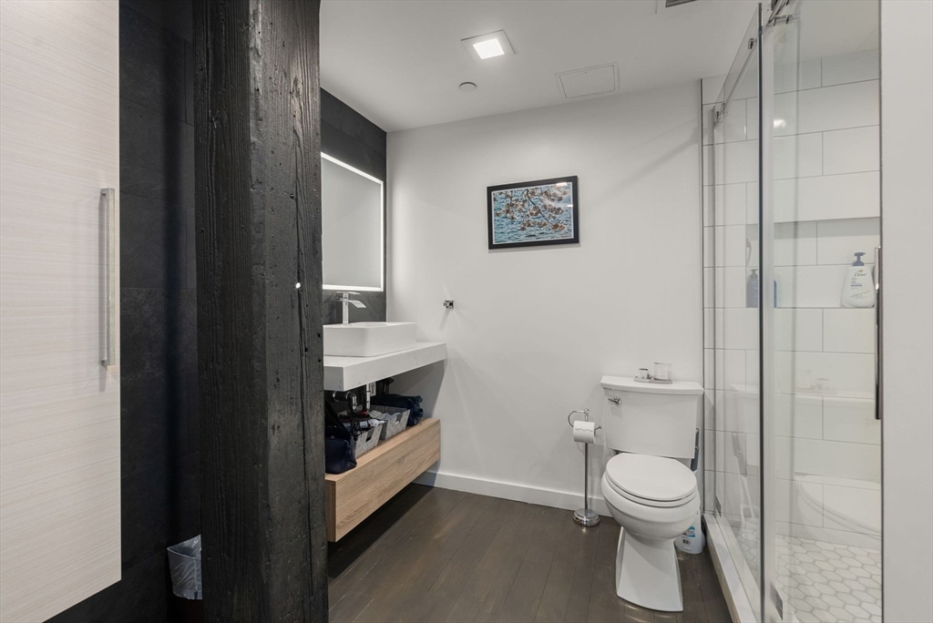 21 Wormwood St # 312