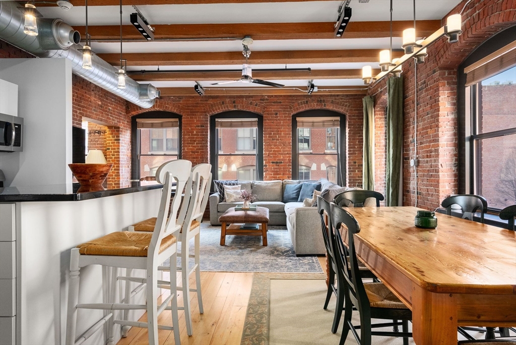 21 Wormwood St # 312