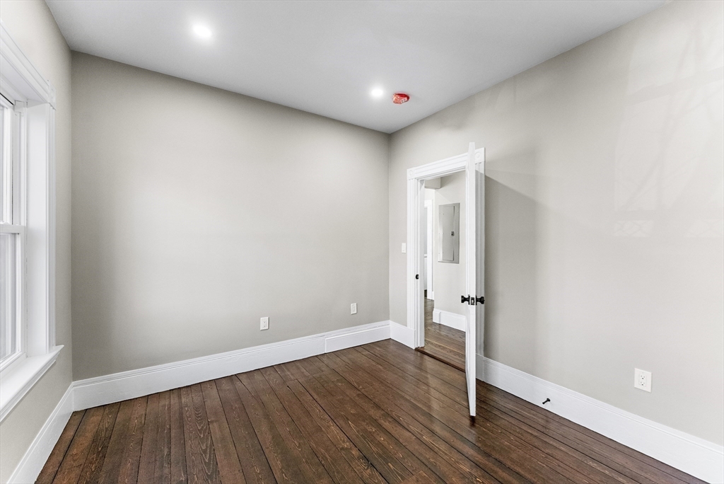 37 Knowlton St # 2