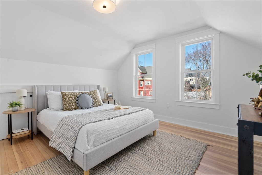 9 Packard Ave
