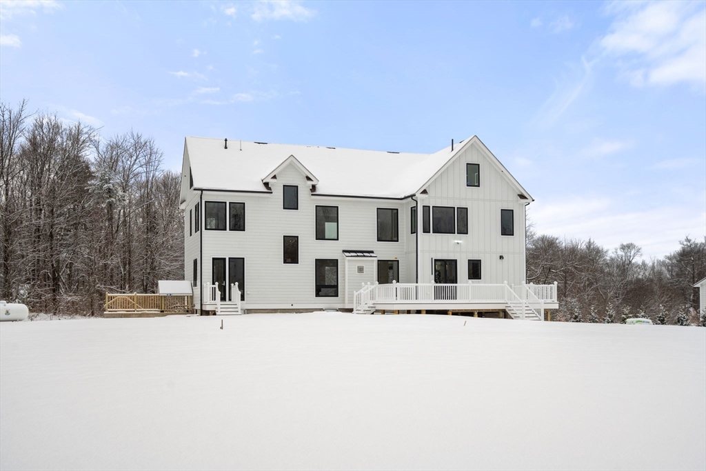17 Boutwell Rd