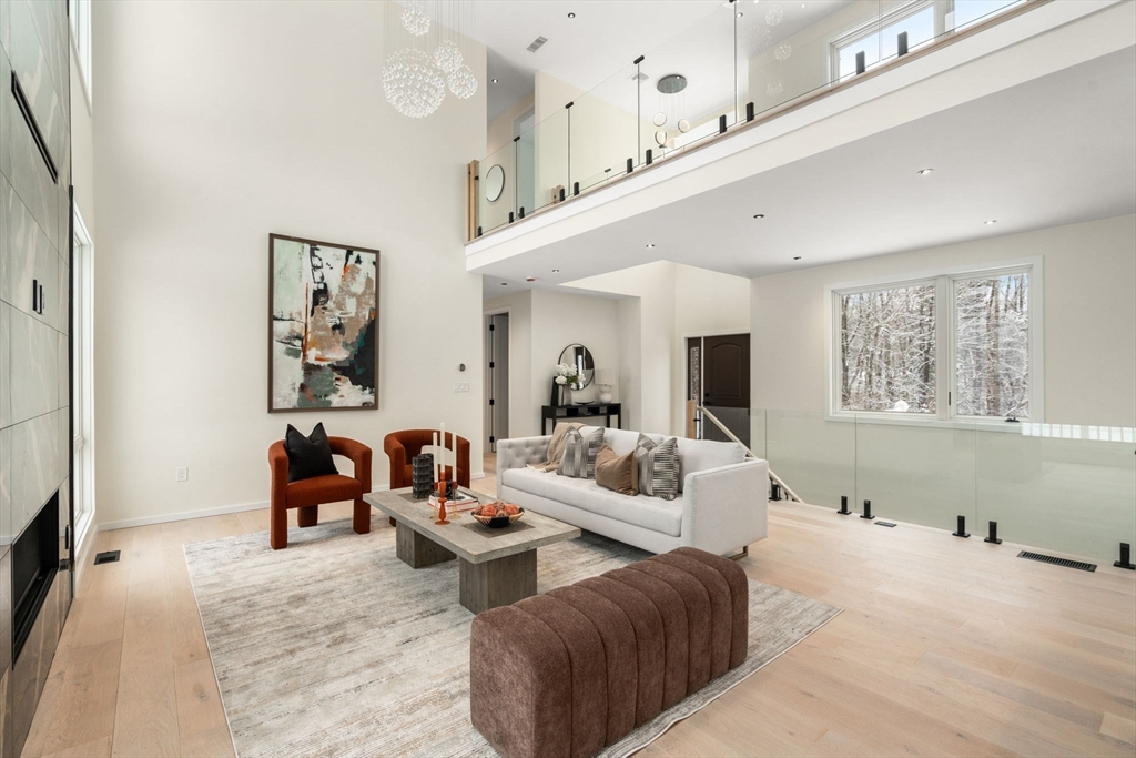 17 Boutwell Rd
