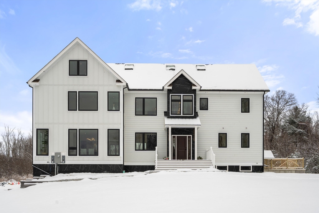 17 Boutwell Rd