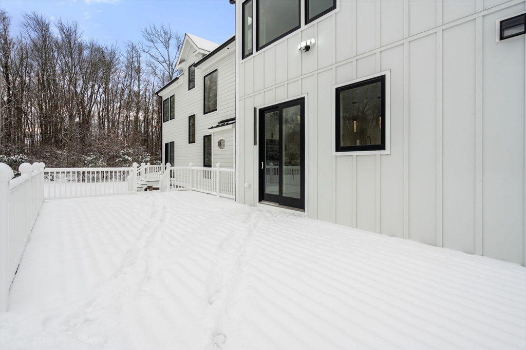 17 Boutwell Rd