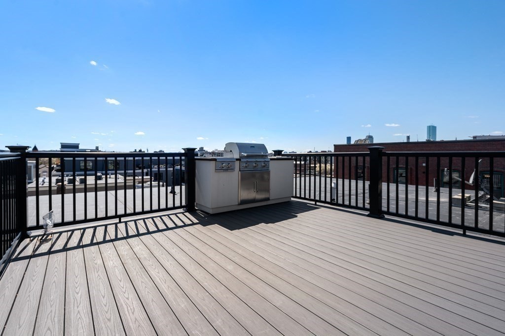 105 W 3rd # 5