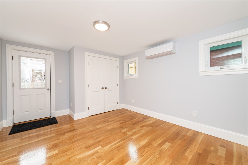 722 E 4th St. # 1