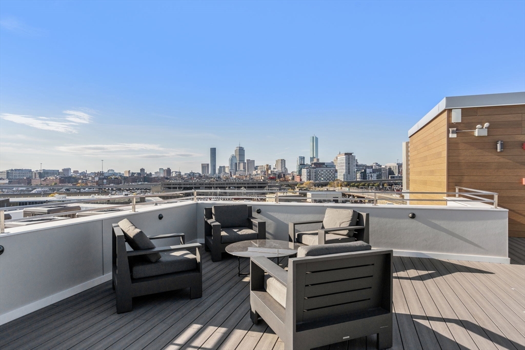 20 W 5th St # 2I
