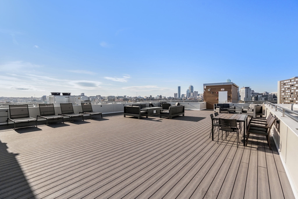 20 W 5th St # 2I
