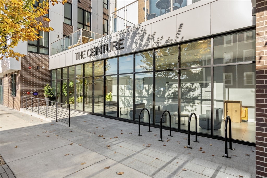 20 W 5th St # 2I