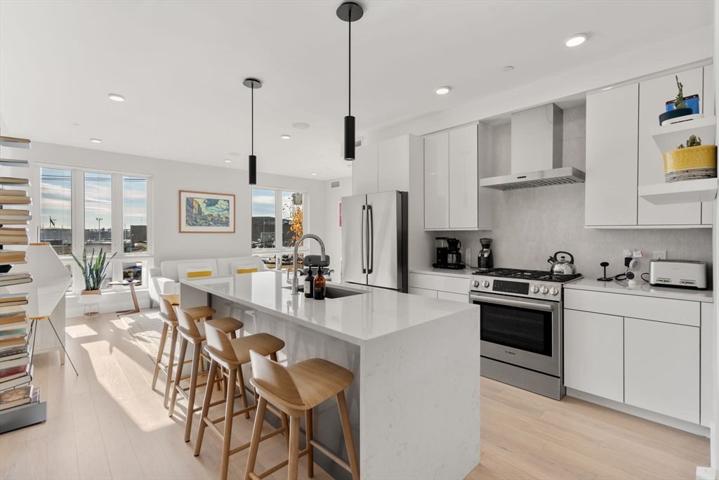 20 W 5th St # 2I