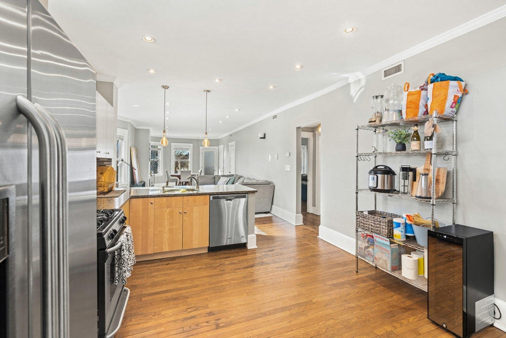 3 Pearl St # 2