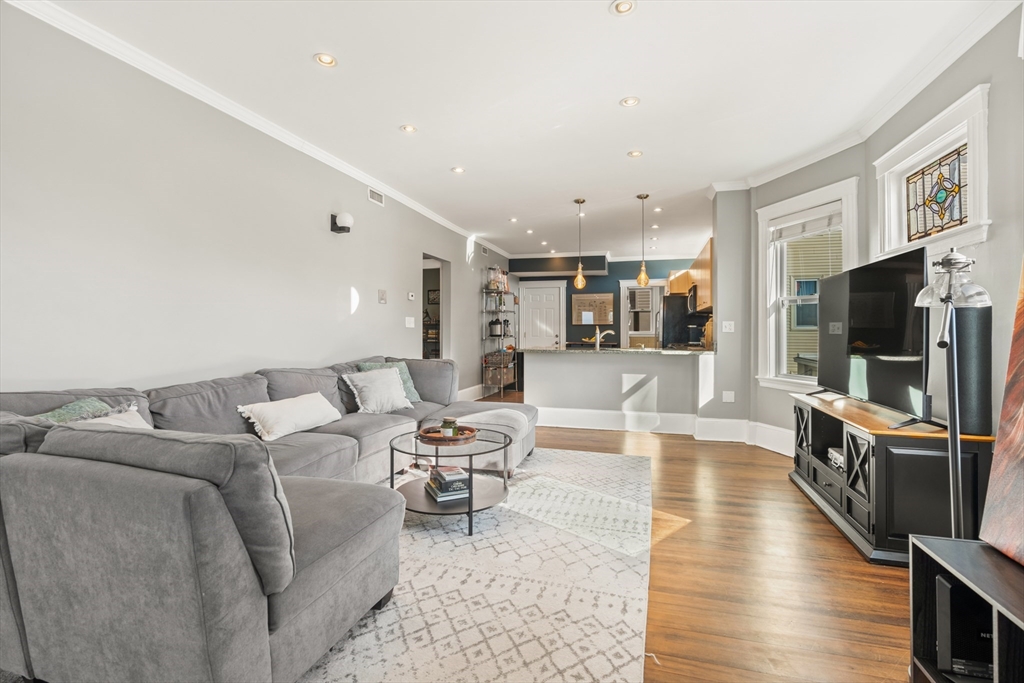 3 Pearl St # 2