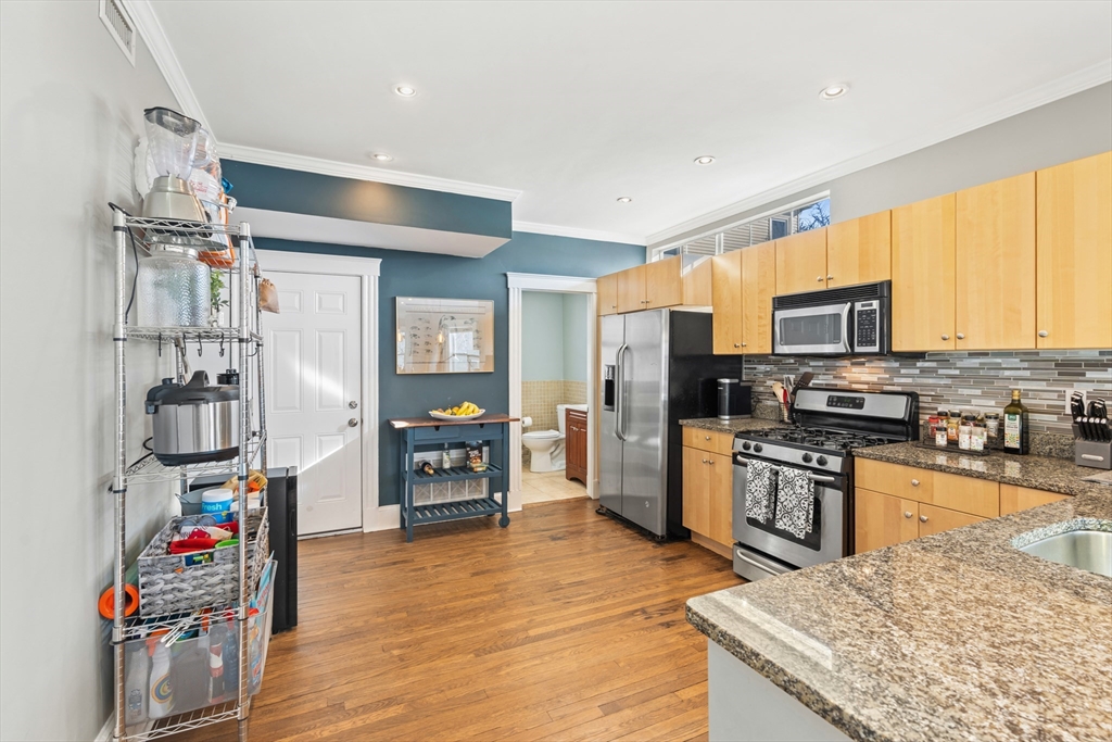 3 Pearl St # 2