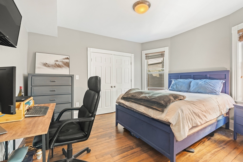 3 Pearl St # 2