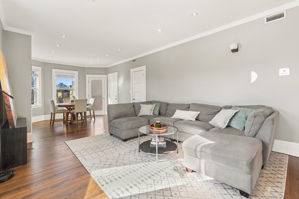 3 Pearl St # 2