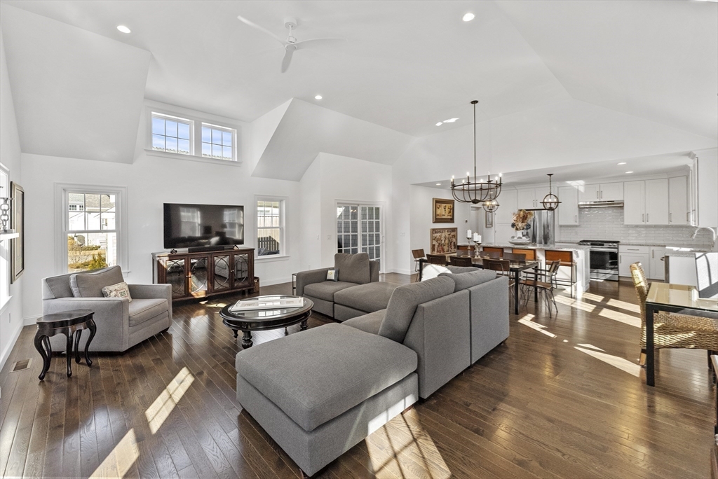 23 Rosewood Cir